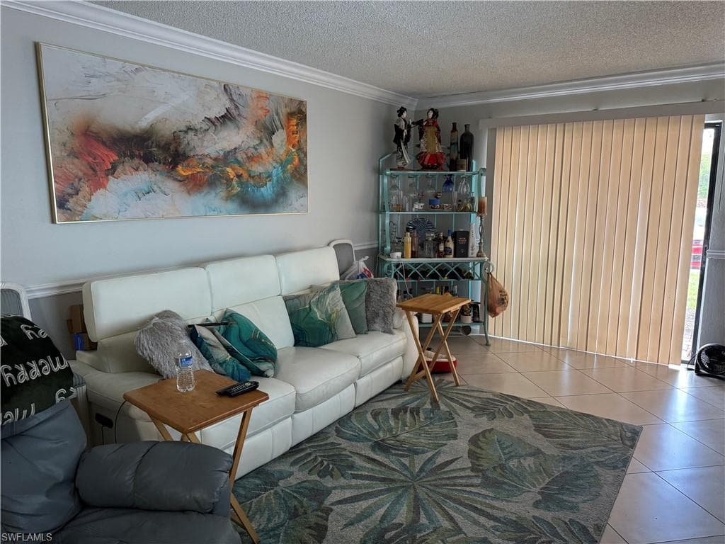 5307 Summerlin RD 704-1