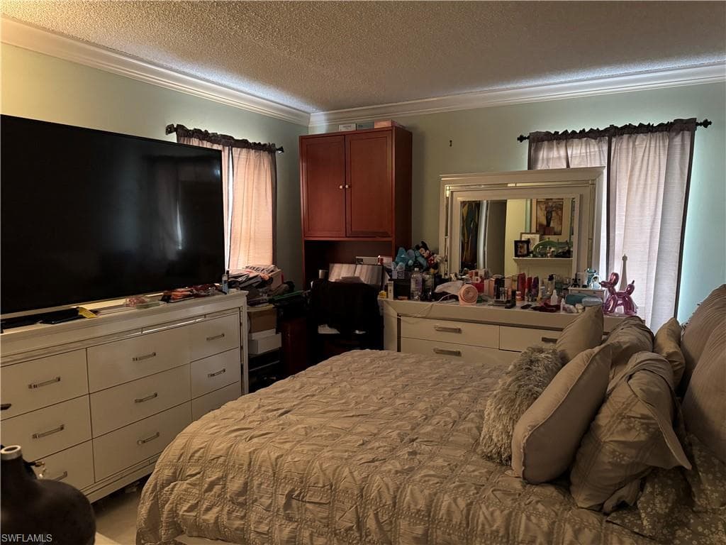 5307 Summerlin RD 704-5