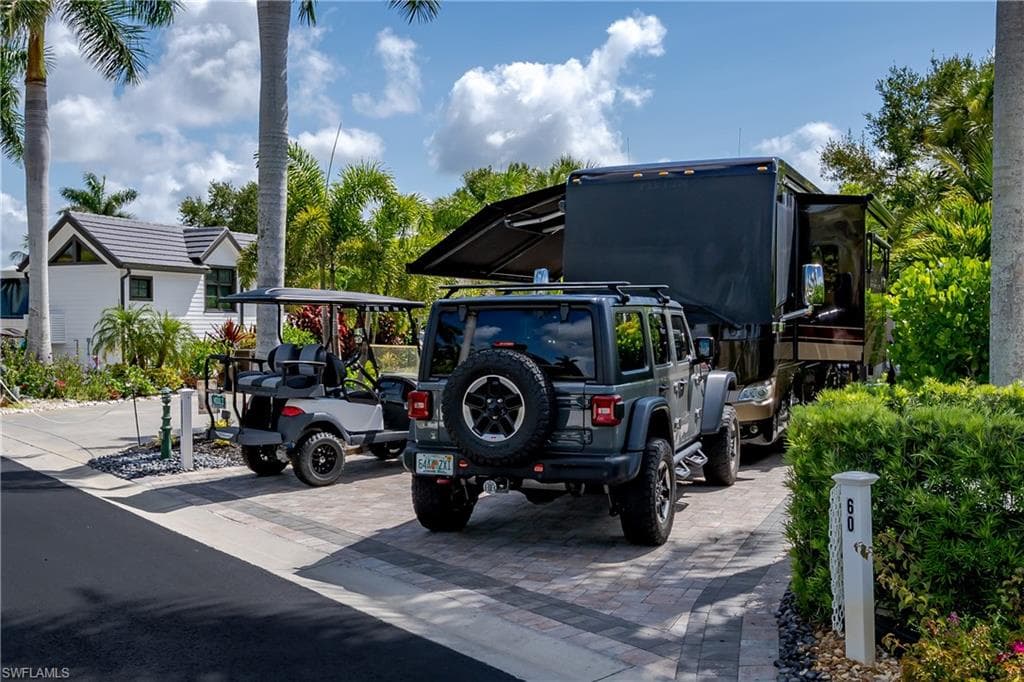13571 Snook CIR-43