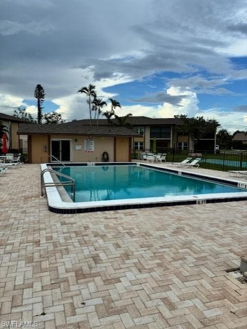 16881 Davis RD 713-27