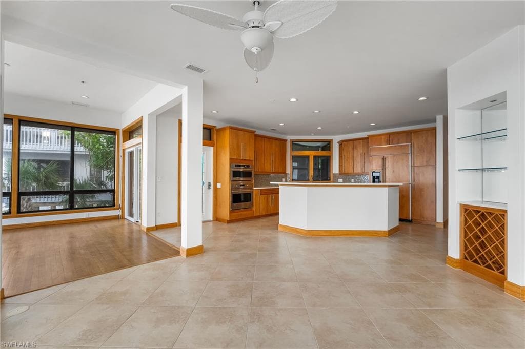406 Gulf Bend DR-36