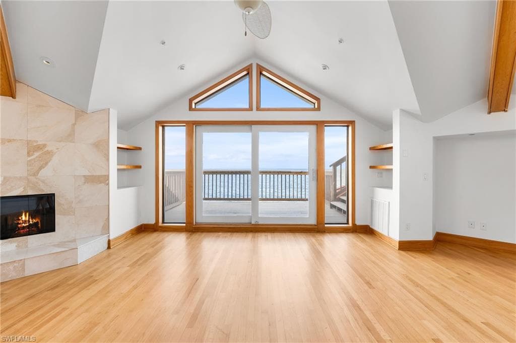 406 Gulf Bend DR-20