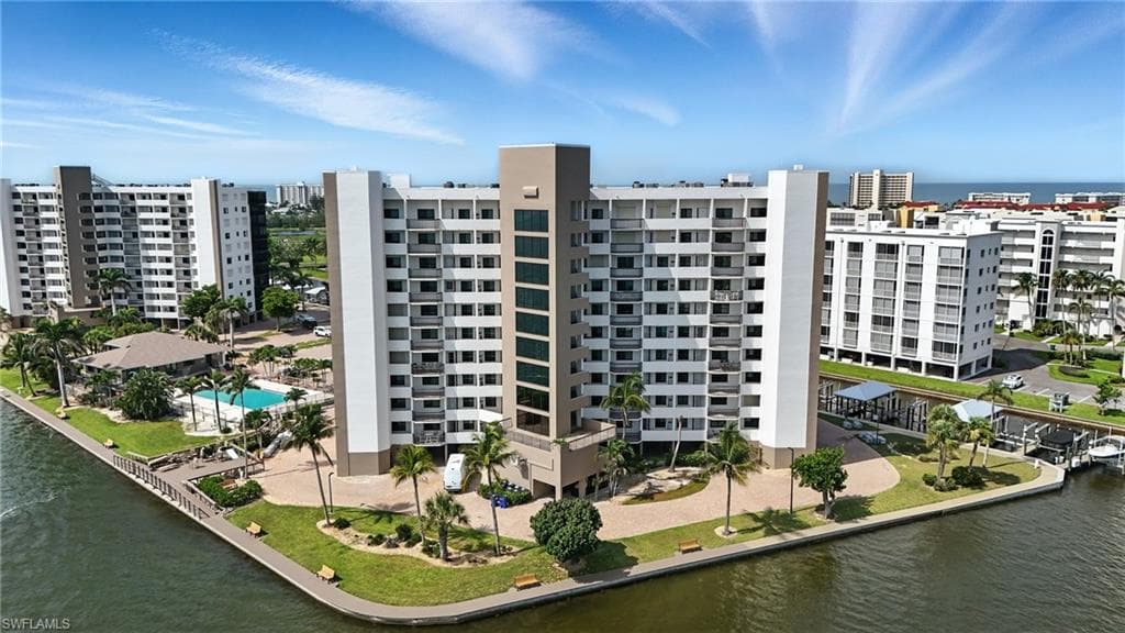 4265 Bay Beach LN 226-36