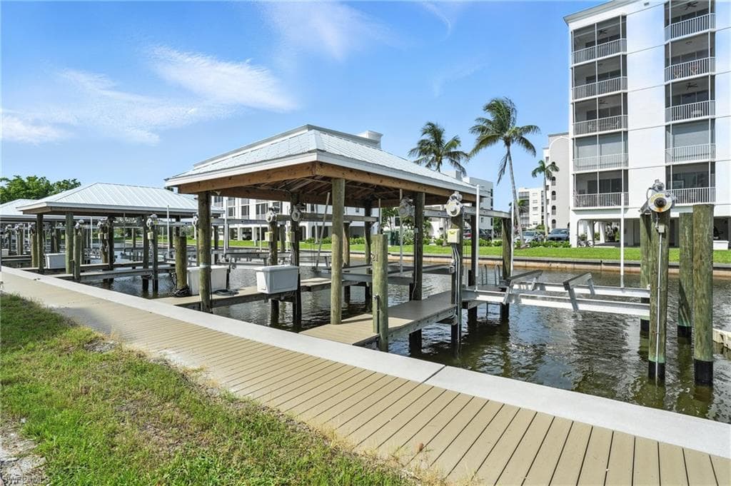 4265 Bay Beach LN 226-35