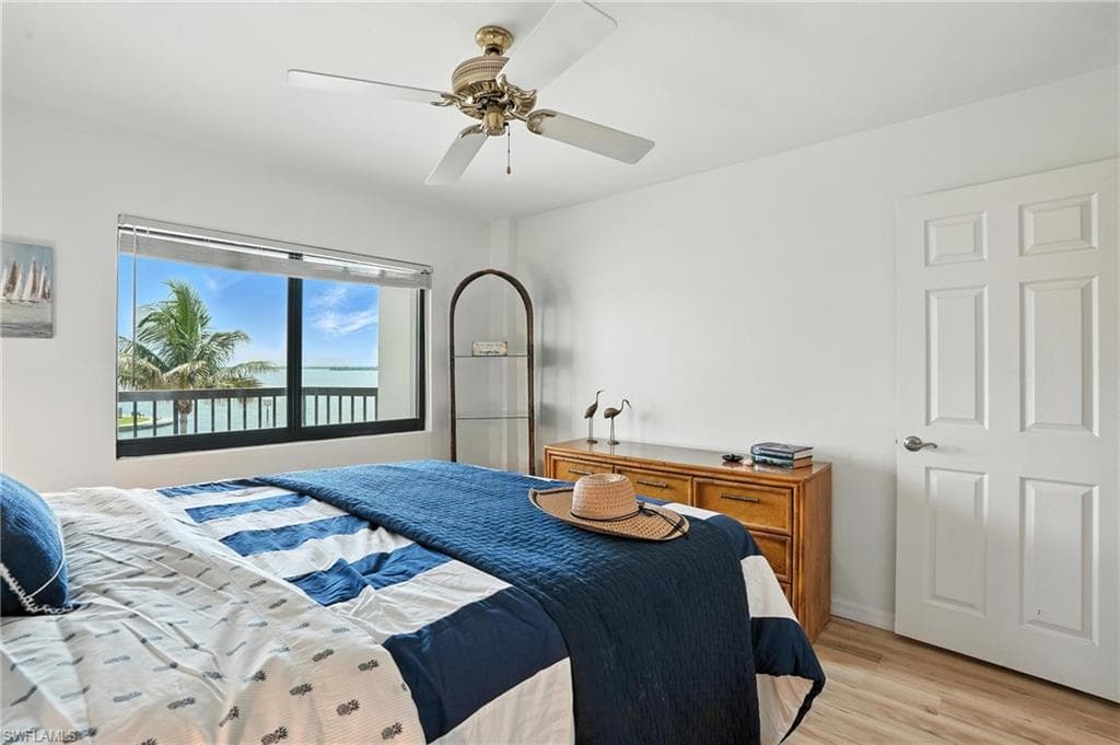 4265 Bay Beach LN 226-21