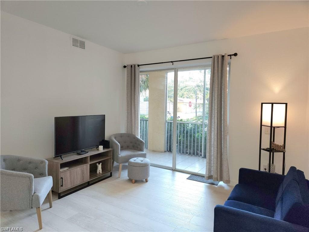 9025 Colby DR 2107-10