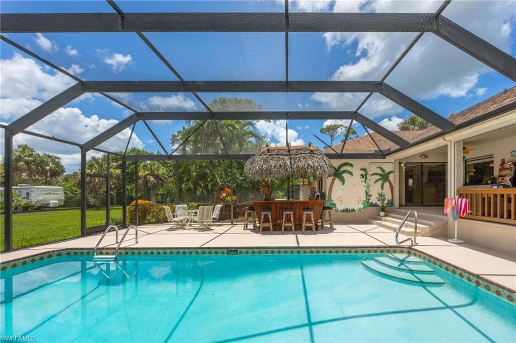 116 Sharwood DR-27