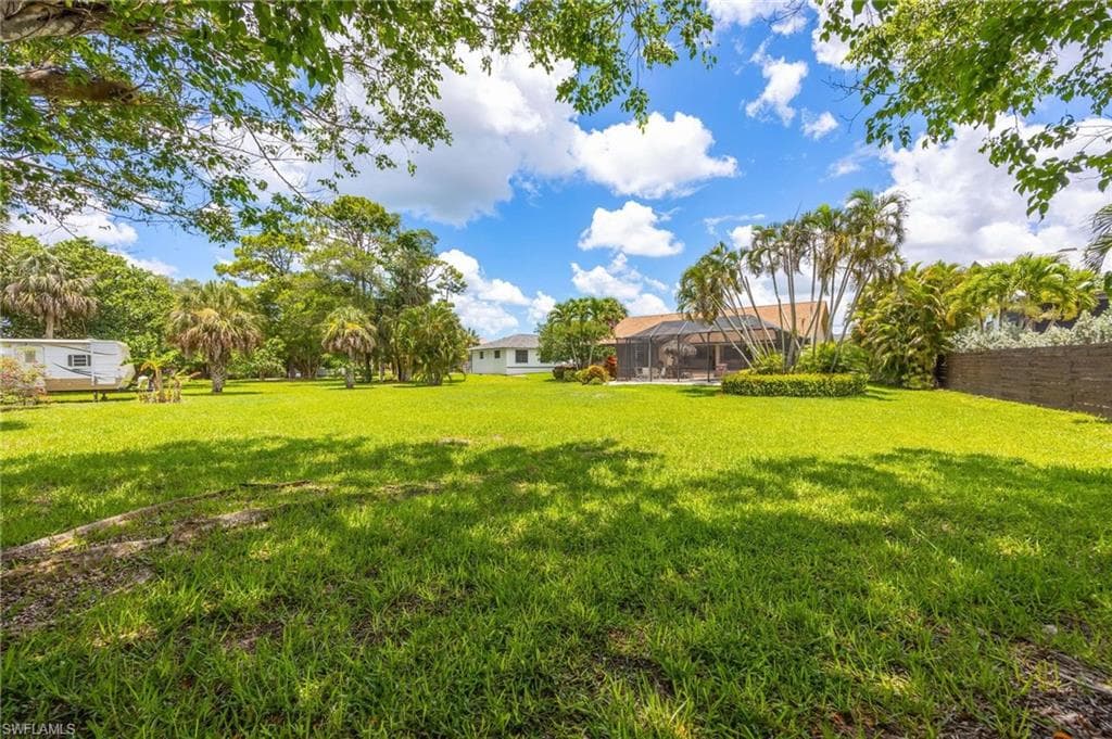 116 Sharwood DR-43