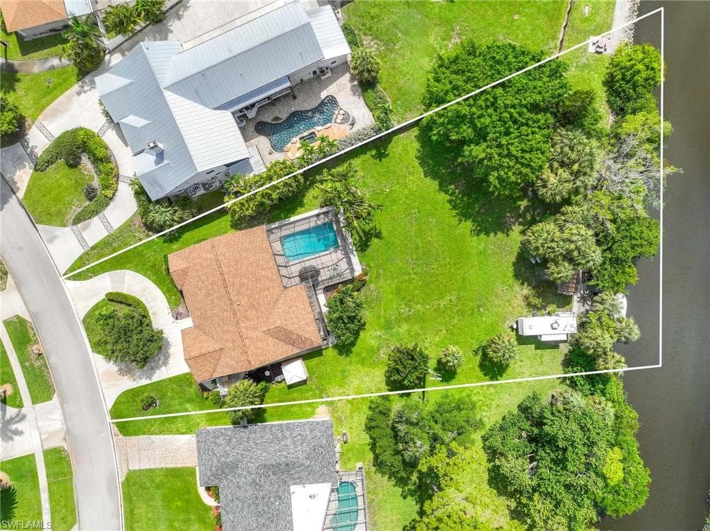 116 Sharwood DR-34
