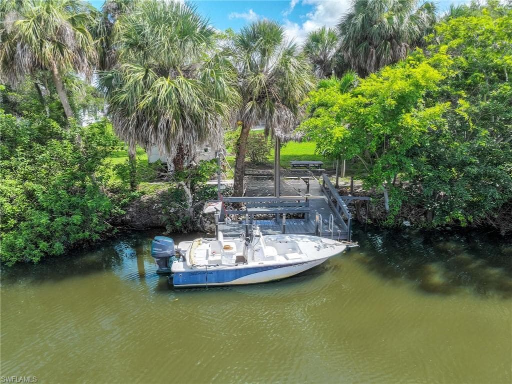 116 Sharwood DR-38