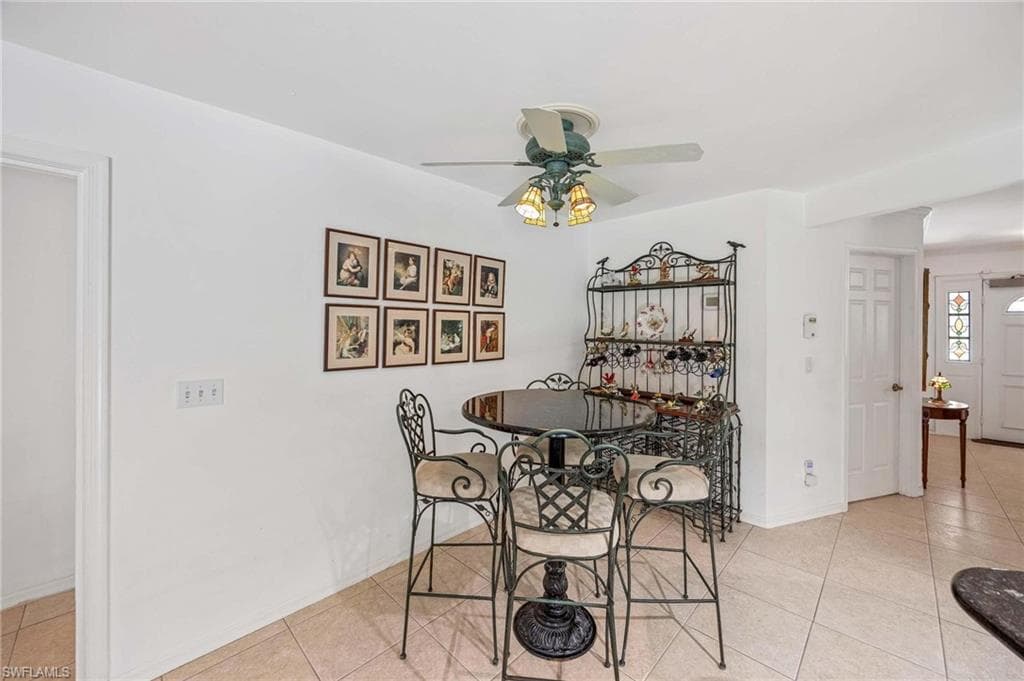 116 Sharwood DR-11