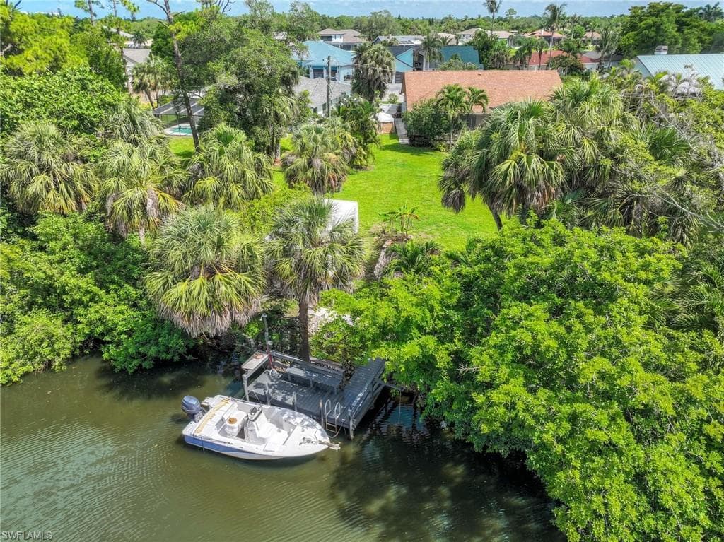 116 Sharwood DR-35