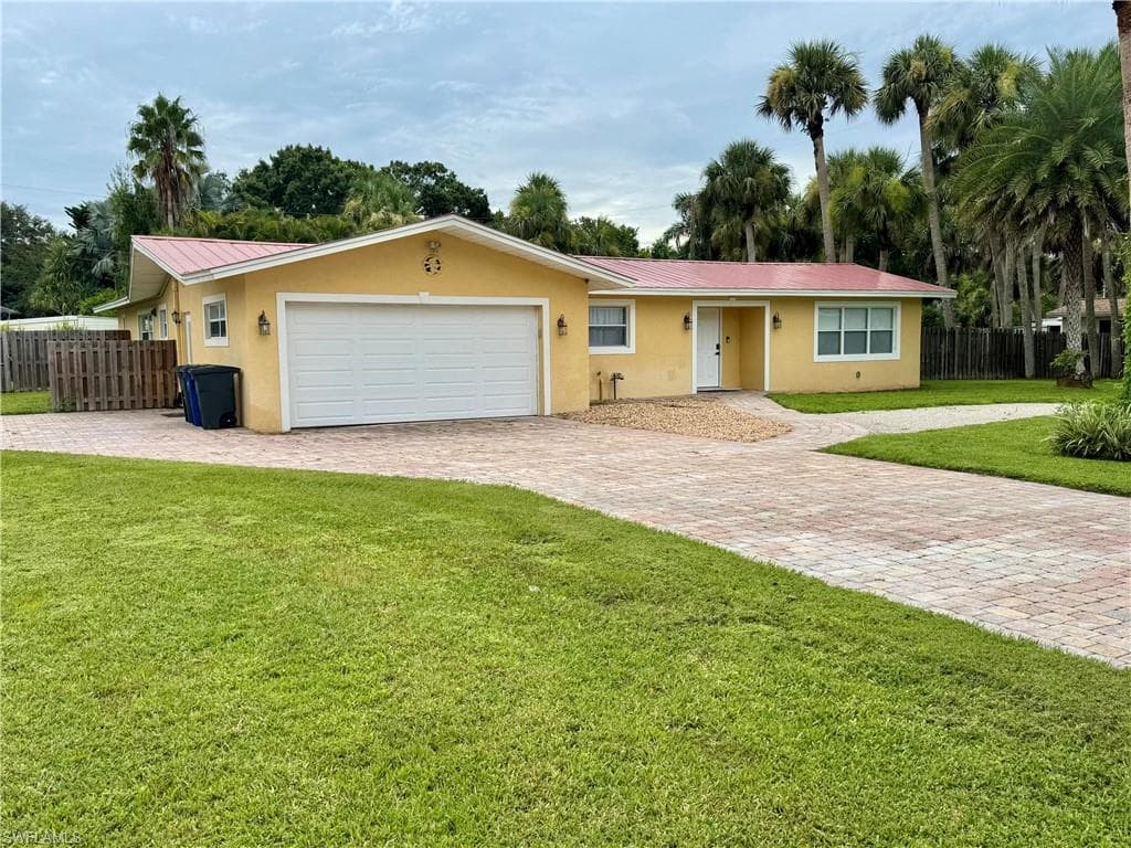 17020 Carolyn LN-1