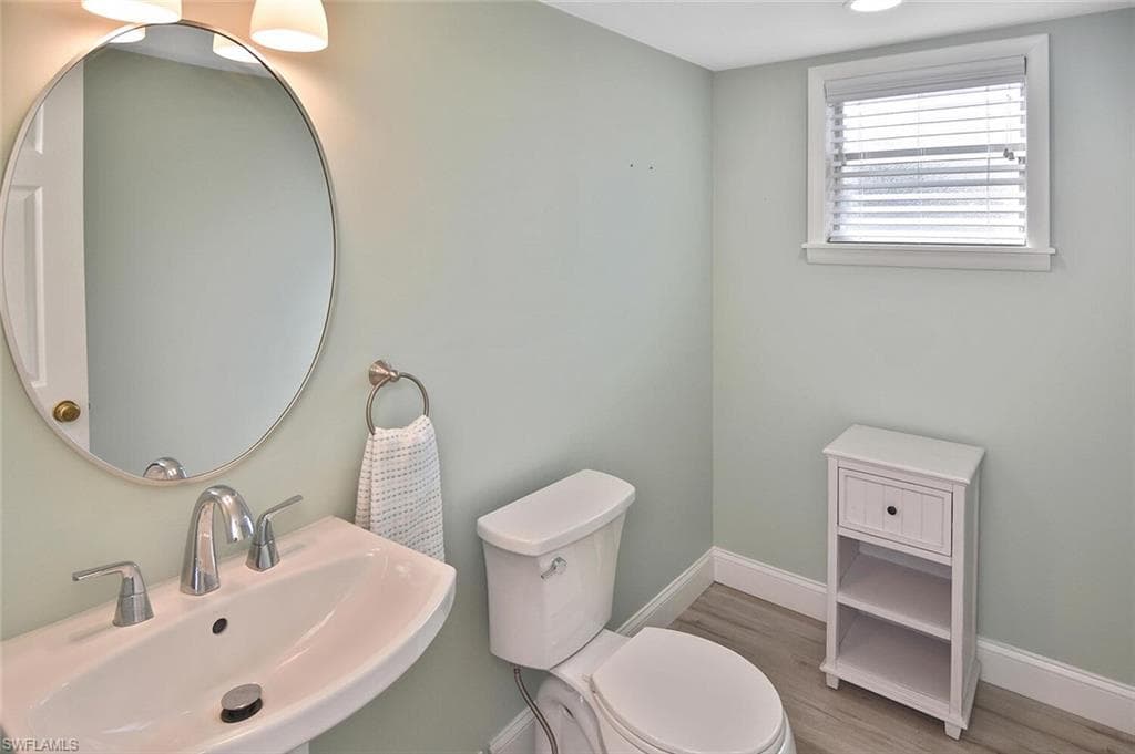 4295 Island CIR 2-6