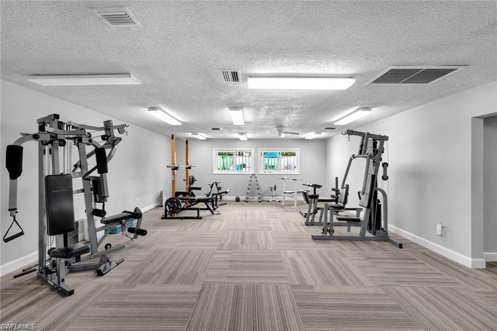 4295 Island CIR 2-40
