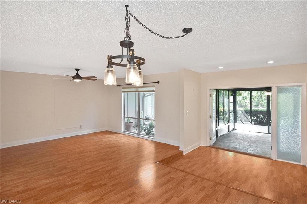 4295 Island CIR 2-24