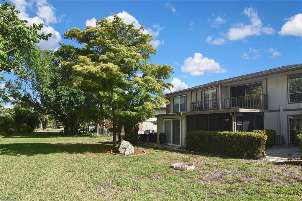 4295 Island CIR 2-34