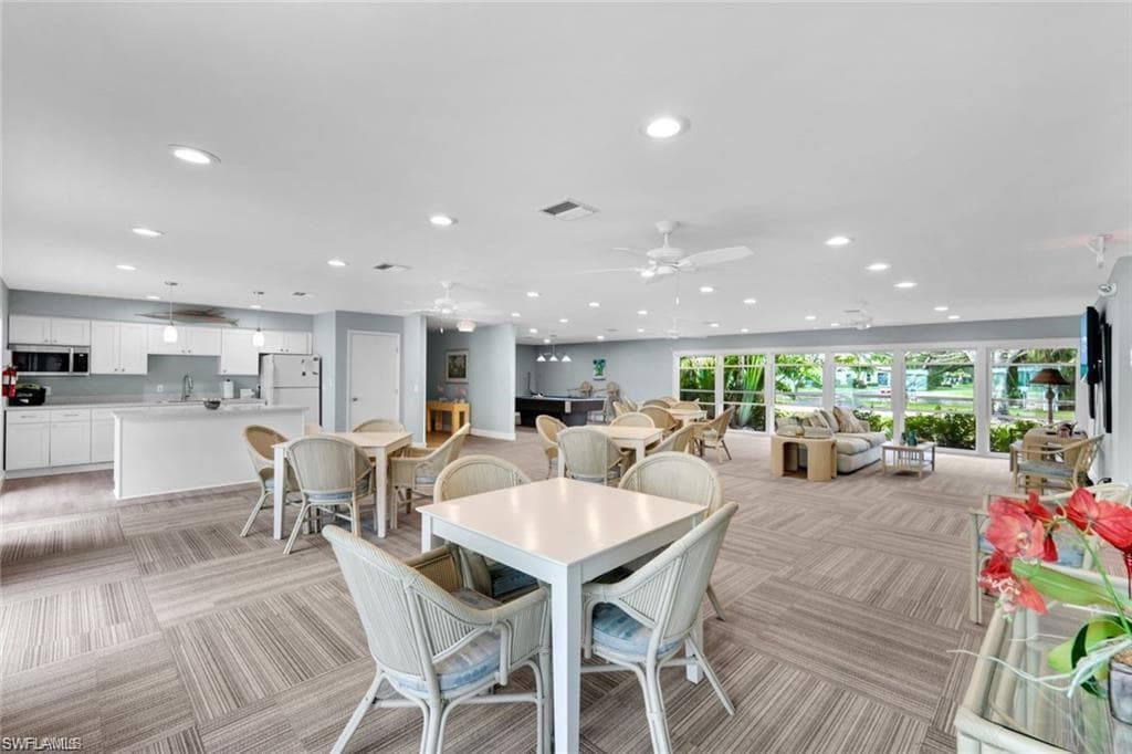 4295 Island CIR 2-38