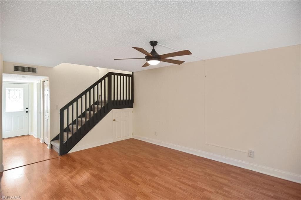 4295 Island CIR 2-4