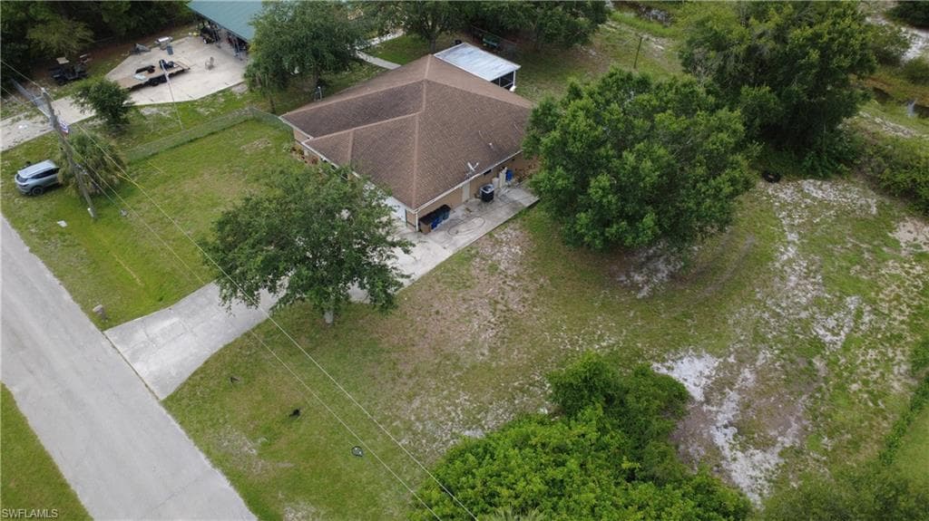 3733 Trent ST-7