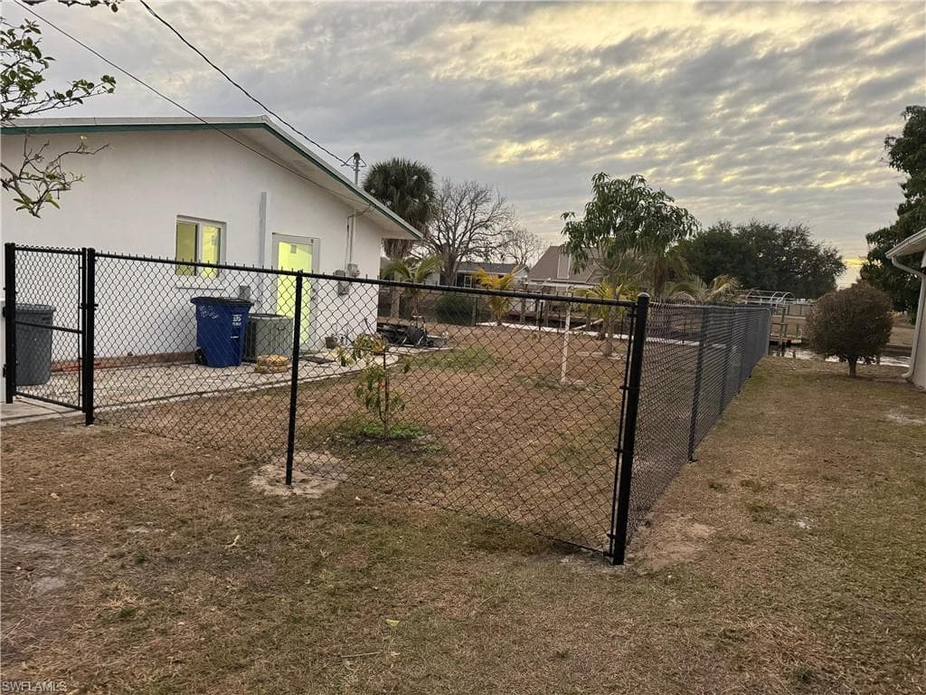 2231 Isle Of Pines AVE-20