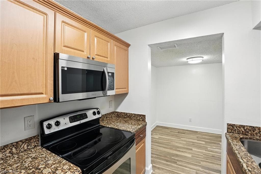 201-5 Santa Clara DR 201-14
