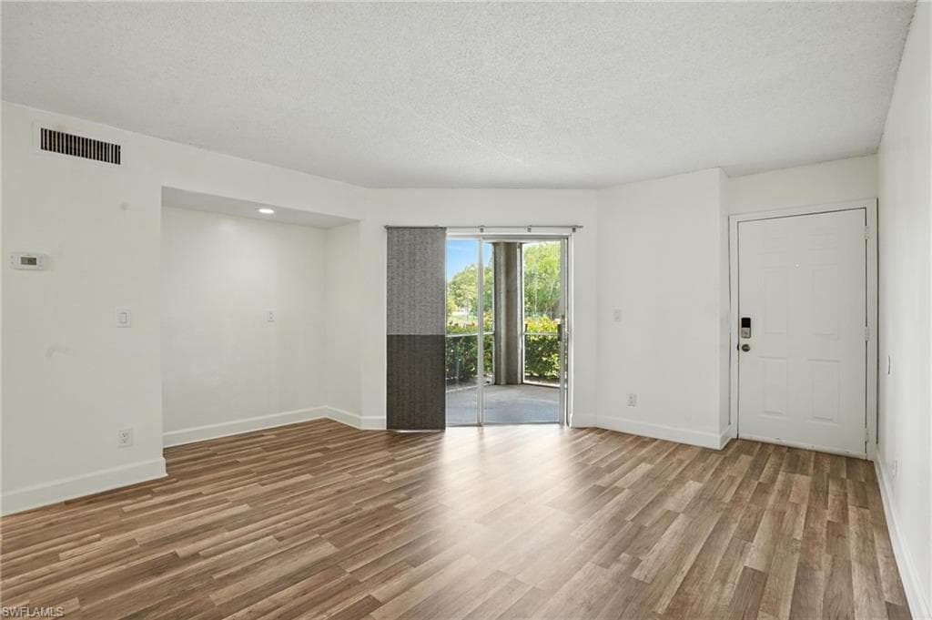 201-5 Santa Clara DR 201-18