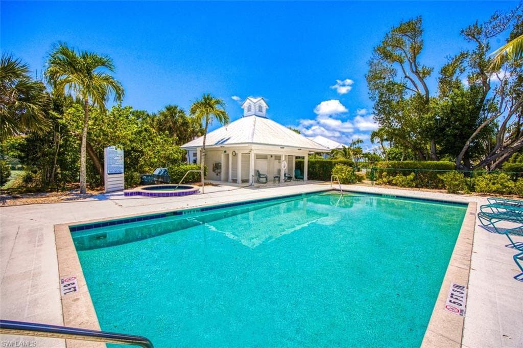 5438 Shearwater DR-32
