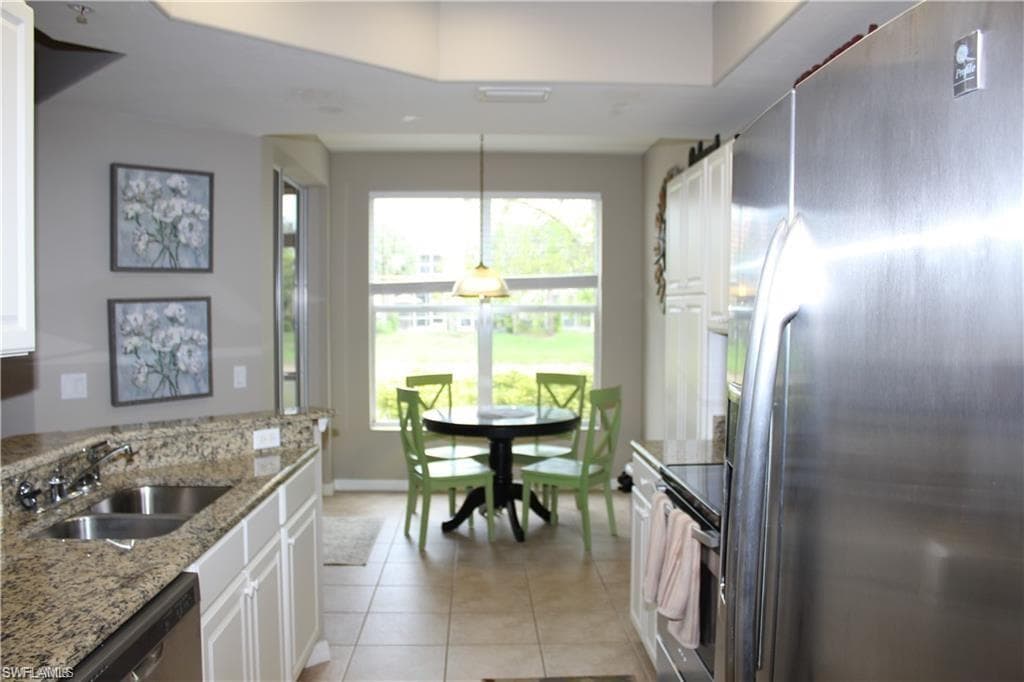 1400 Tiffany LN 2406-2
