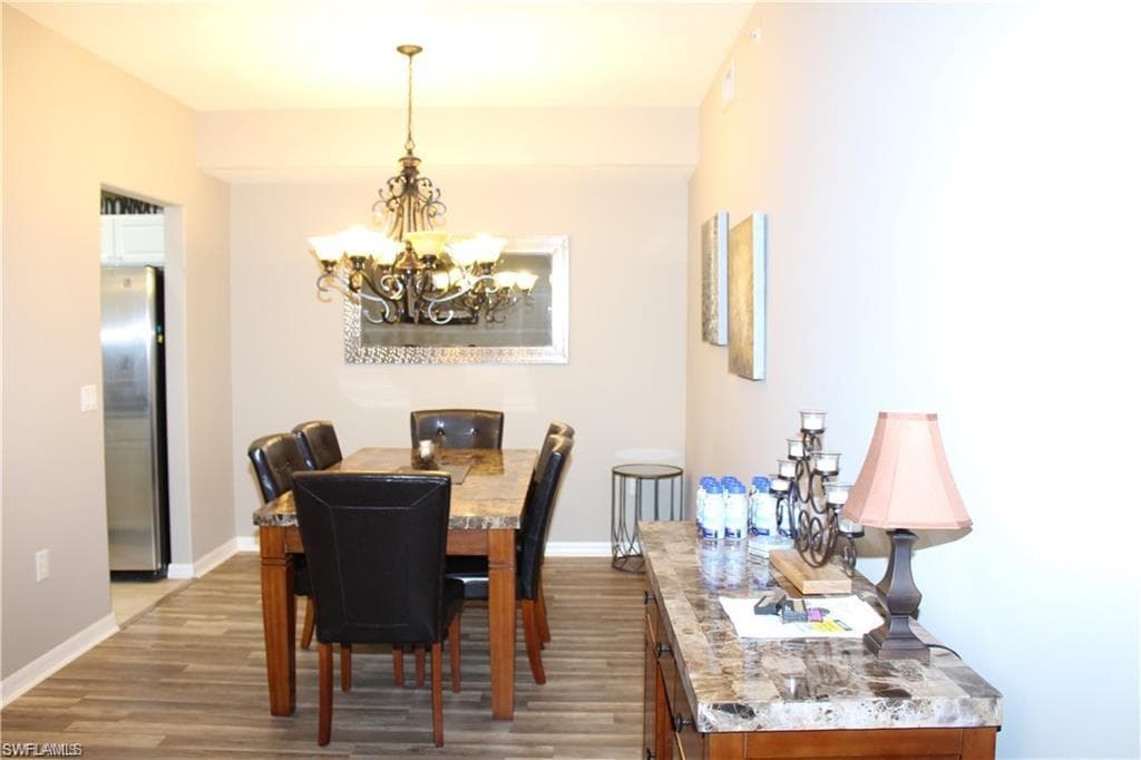 1400 Tiffany LN 2406-9