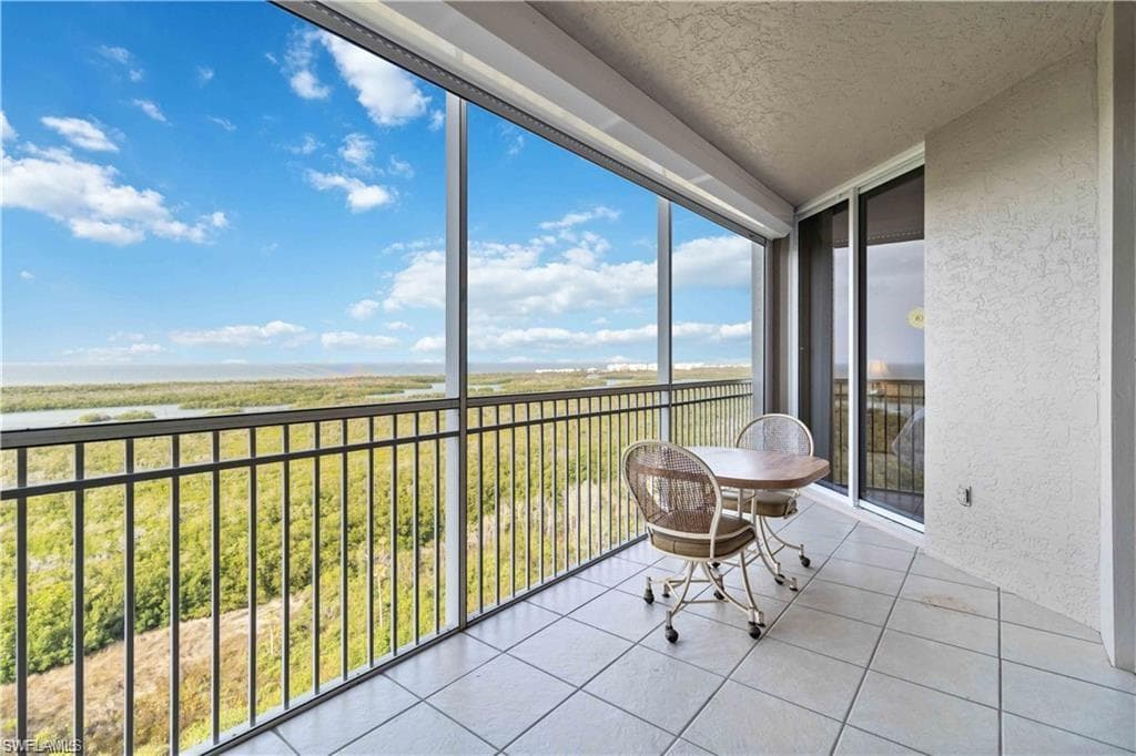 1001 Arbor Lake DR 1406-16