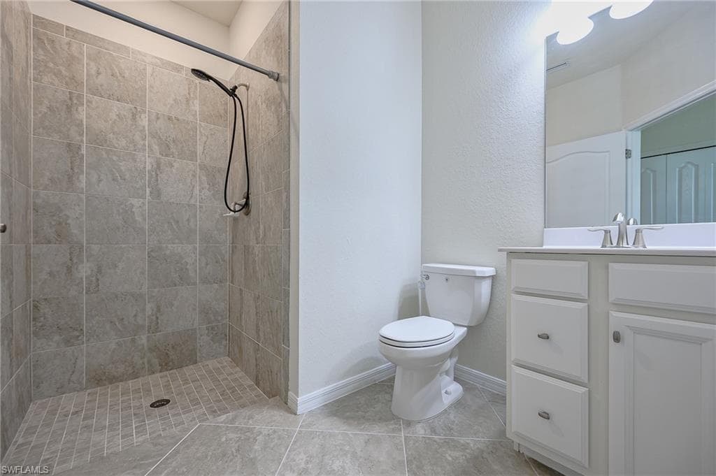 4604 Abaca CIR-22