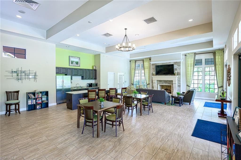4604 Abaca CIR-33