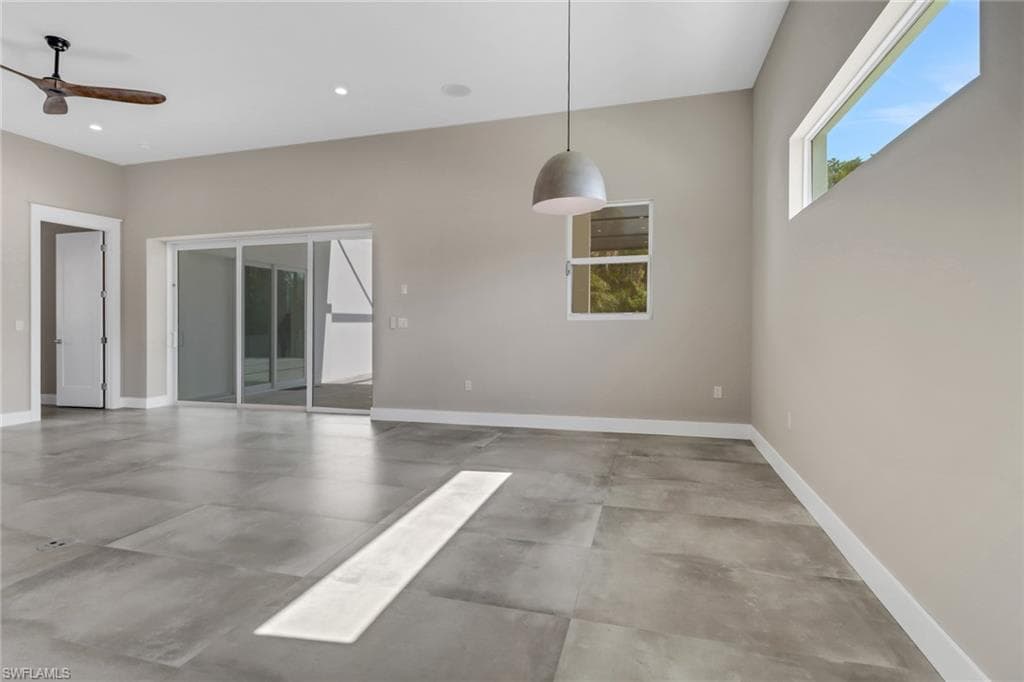 1415 13th AVE N-5