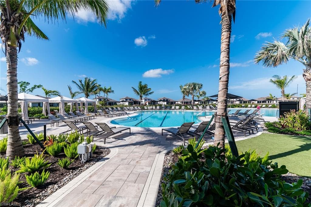 15249 Zeno WAY 102-45