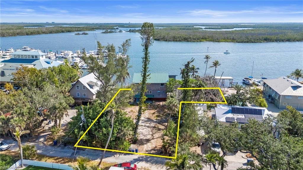 4851 Dolphin LN-8