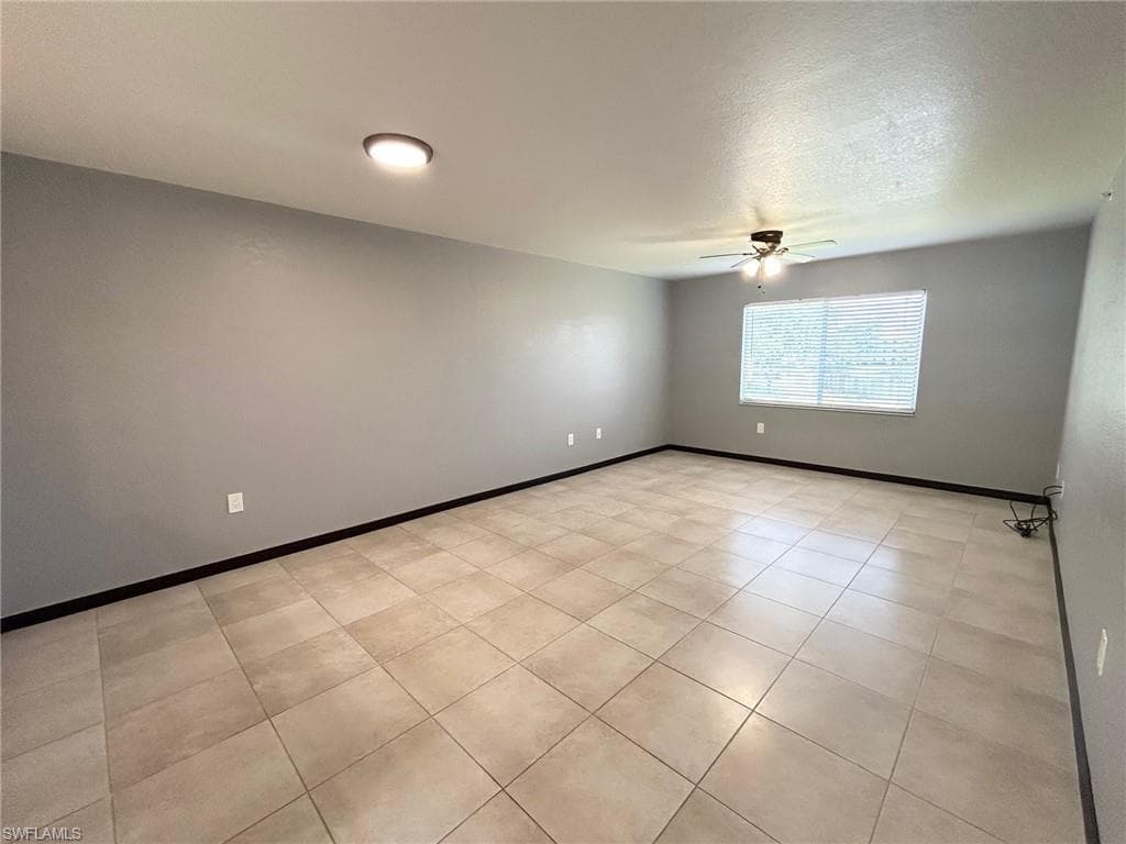 8284 Key Royal CIR 1323-6