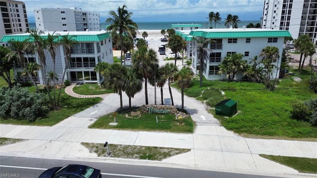 6500 Estero BLVD G204-27
