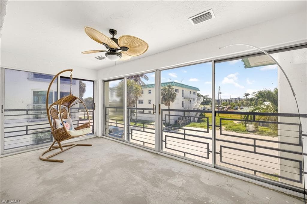 6500 Estero BLVD G204-5