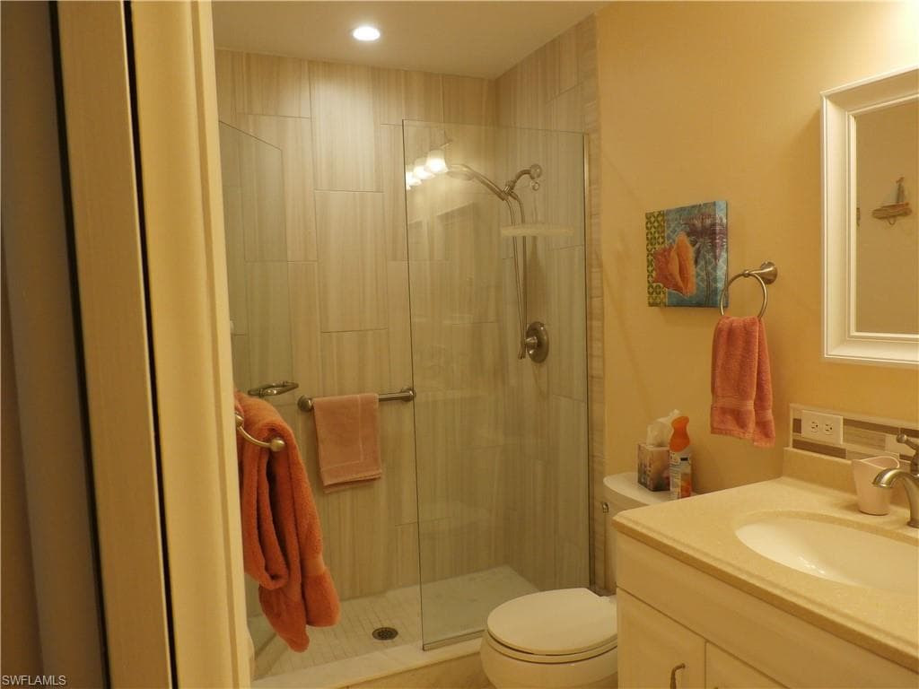 11140 Caravel CIR 109-17
