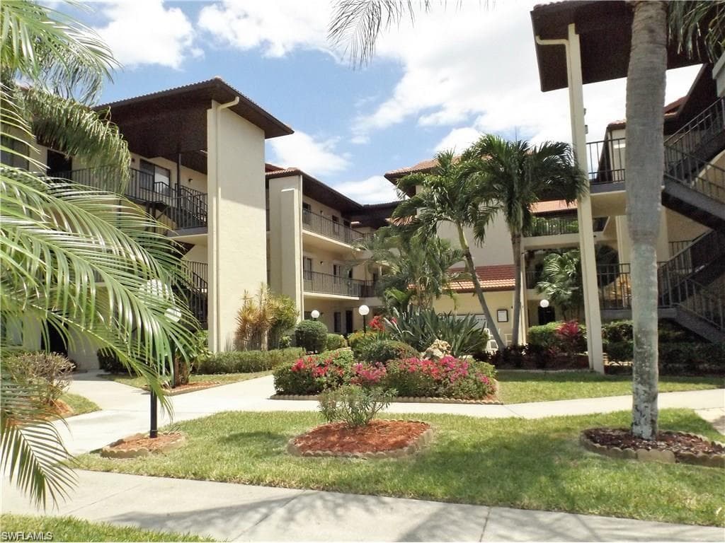11110 Caravel CIR 101-7