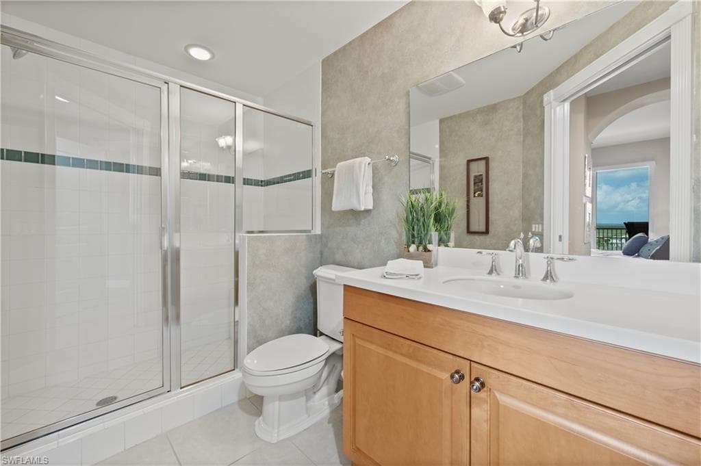 6081 Silver King BLVD 505-27