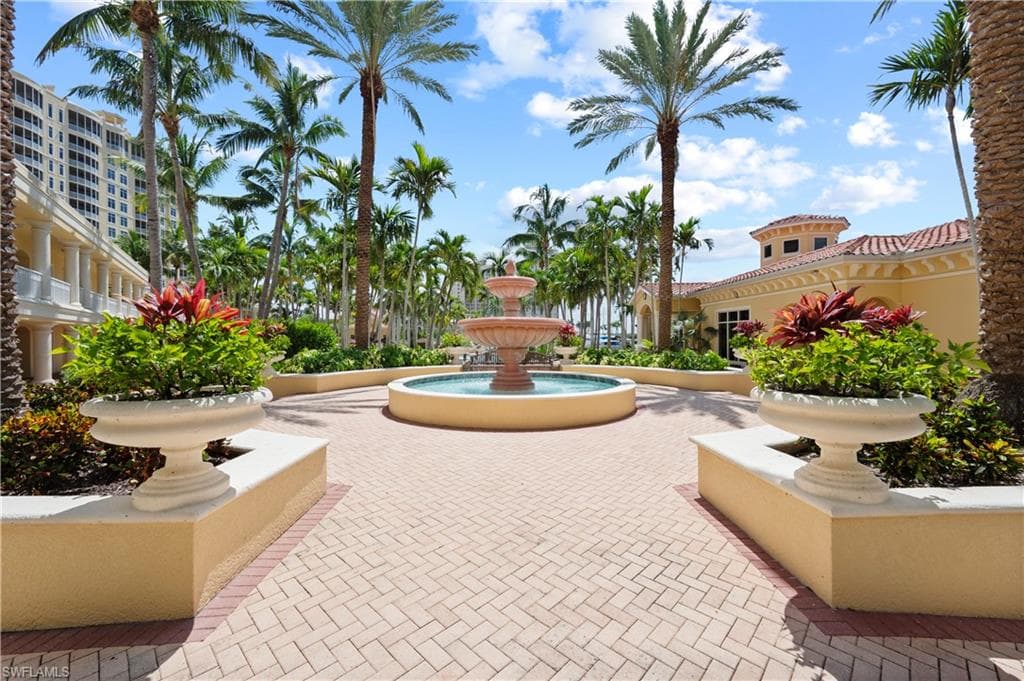 6081 Silver King BLVD 505-32