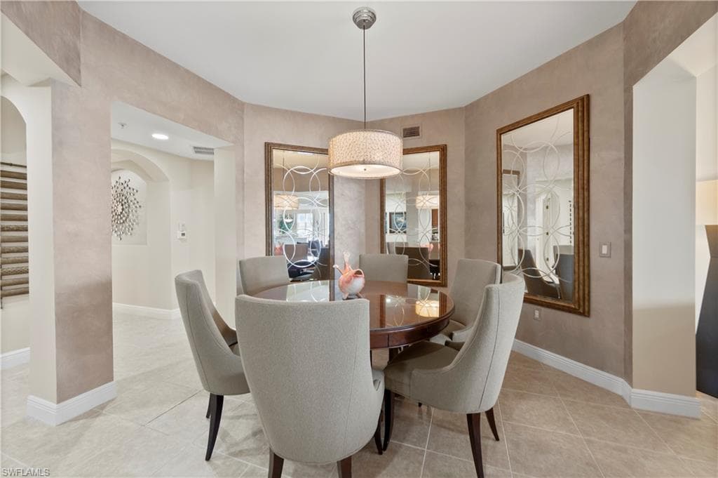 6081 Silver King BLVD 505-10