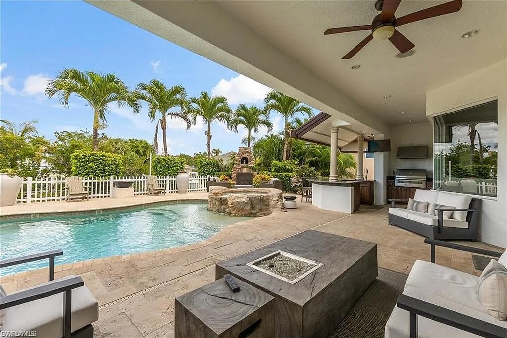 1435 Osprey AVE-19