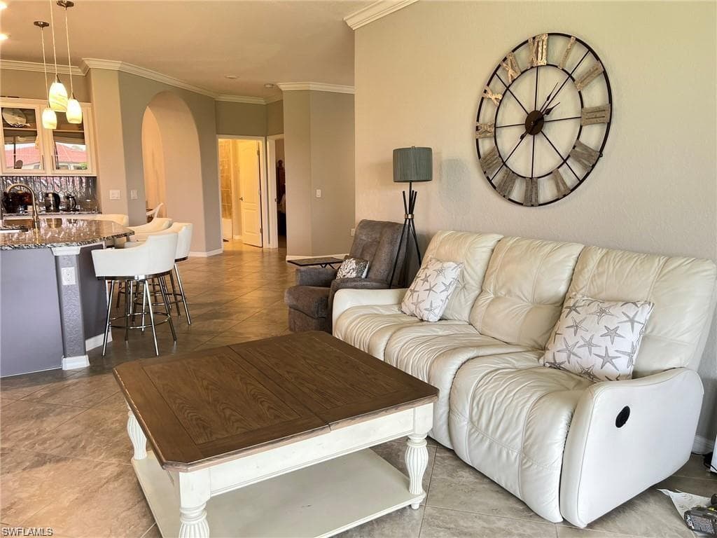 1599 Marton CT-4
