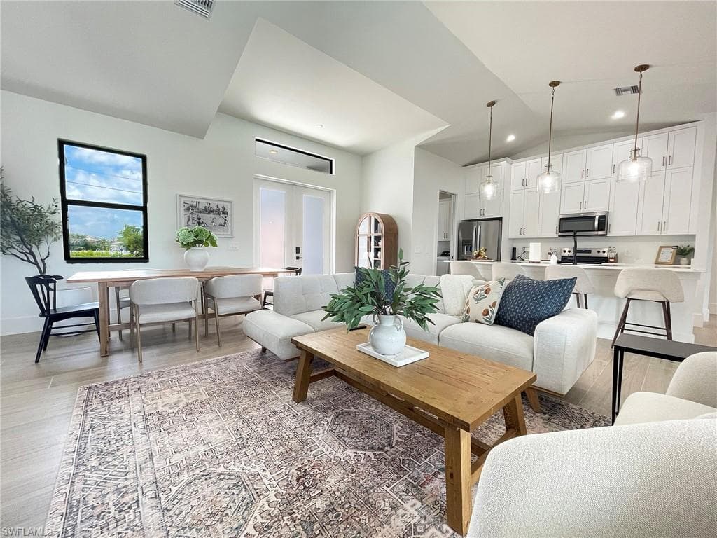 237 3rd ST-7