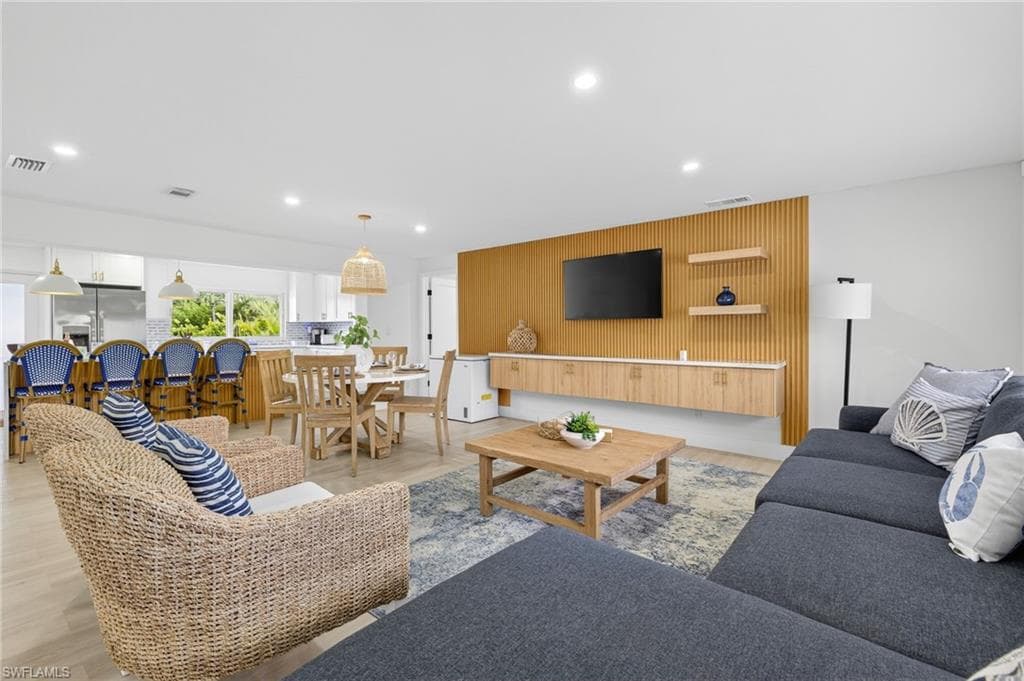 1377 Sand Castle RD-1