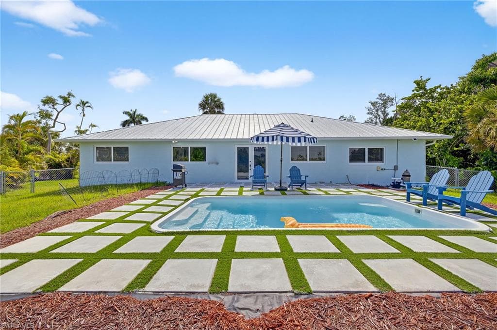 1377 Sand Castle RD-4
