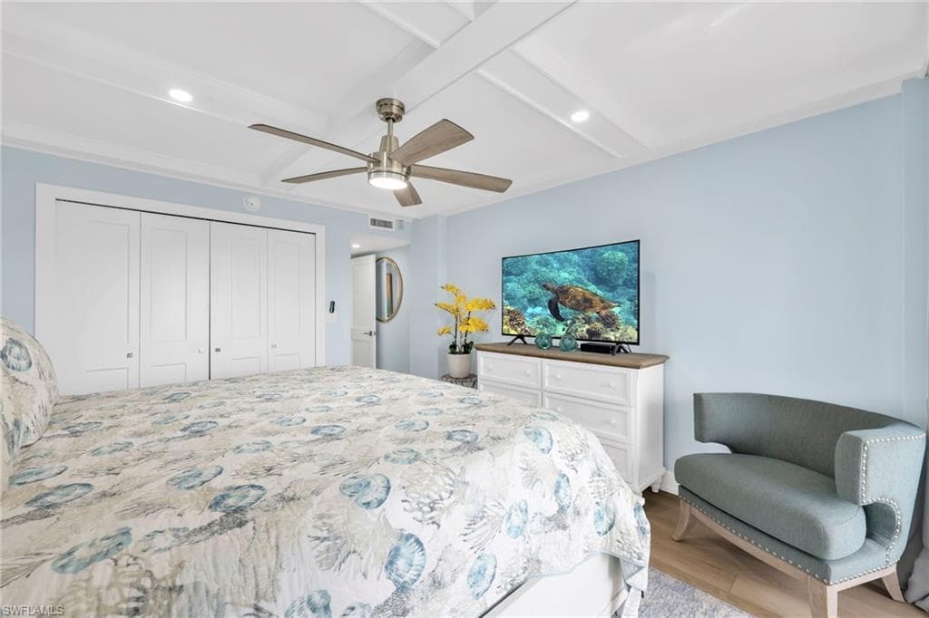 1300 Gulf Shore BLVD N 700-14